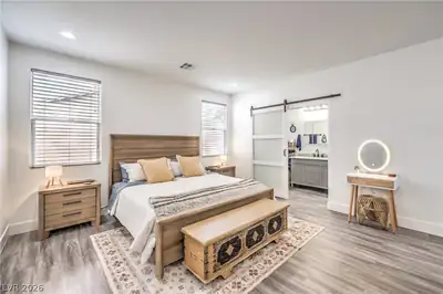 10762 Flame Vine Court Primary Bedroom
