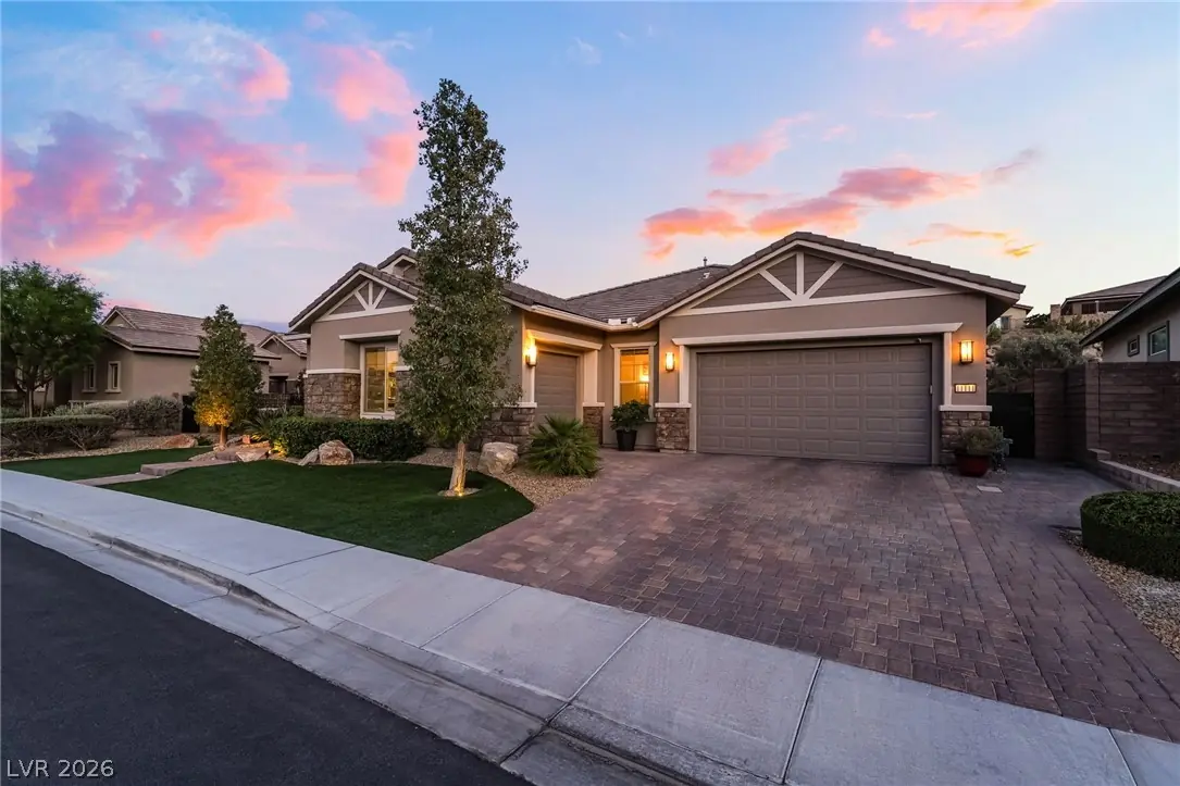 11111 Luna Blanca Drive
