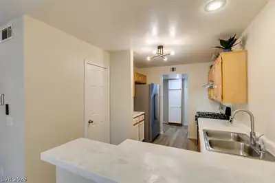 684 Harbor Mist Avenue Kitchen