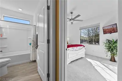 988 Majestic View Bedroom