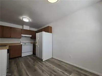 2742 Alicialynn Way A Kitchen