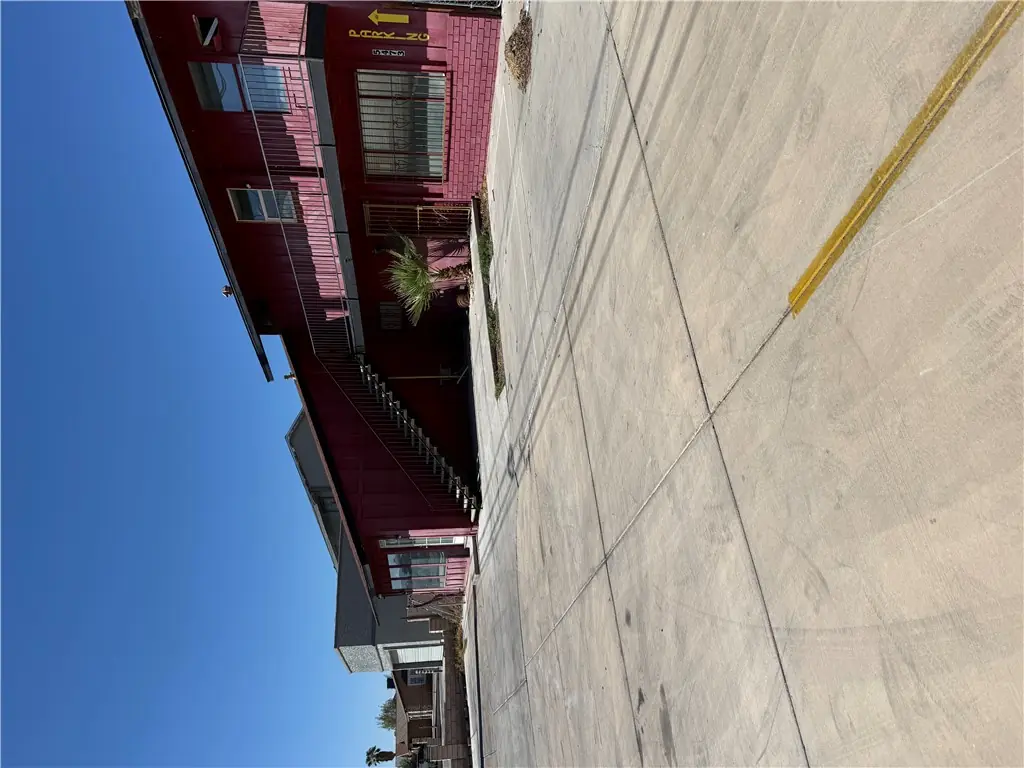 5473 South SOUTH Eastern Avenue