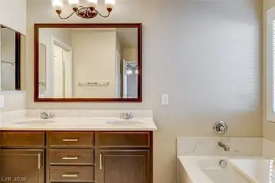 7100 Placid Lake Avenue Primary Bathroom