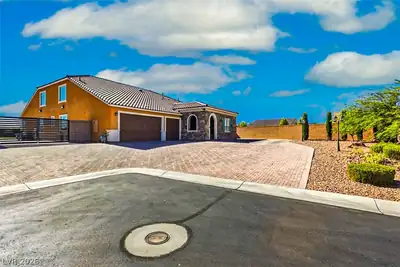 9096 Becket Ranch Court Front of Structure