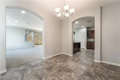 10917 Mount Pendleton Street Dining Area