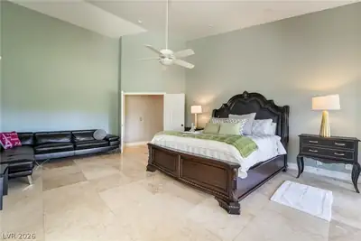 4440 Newell Bedroom