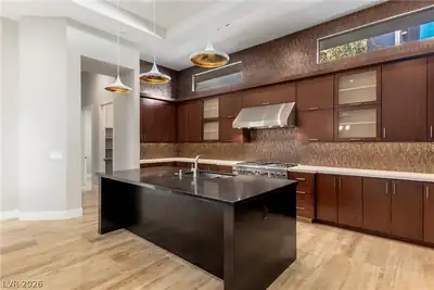 26 Cranberry Cove Court Kitchen