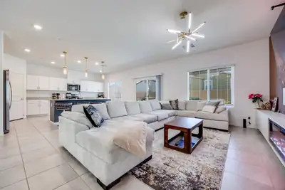 10963 Preston Trails Avenue Living Room