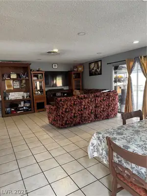 3643 Indios Avenue Living Room
