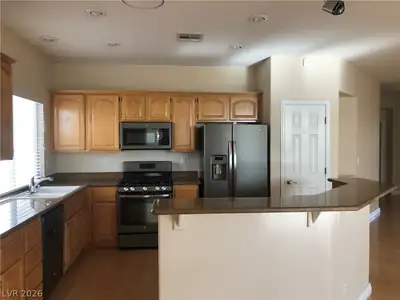 1012 Royal Birch Lane Kitchen