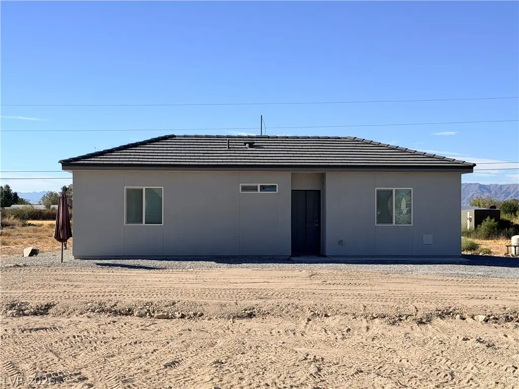 111 Jarvis Unit B Casita casita