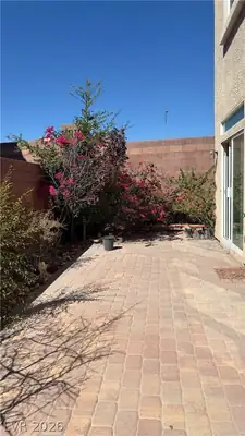 6097 Atlantis Dream Avenue Patio