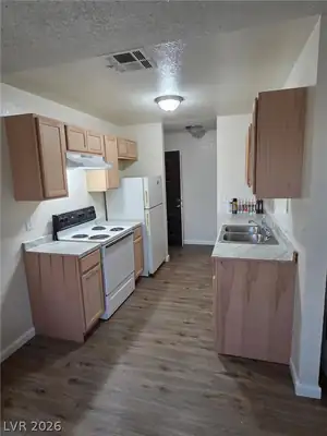 4581 Macher Way D Kitchen