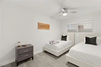 615 South 10th Street B Bedroom