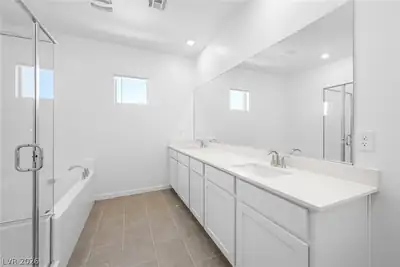 1473 Great Snipe Avenue Primary Bathroom