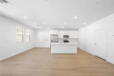 1473 Great Snipe Avenue Kitchen