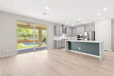 12463 Island Bells Avenue Kitchen