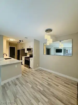 2200 South Fort Apache Road 1108 Dining Area