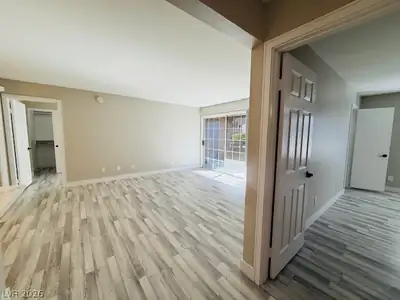 2200 South Fort Apache Road 1108 Living Room