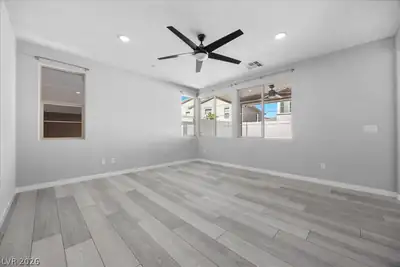792 Marifield Court Living Room