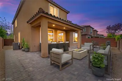 11048 Prairie Grove Road Patio