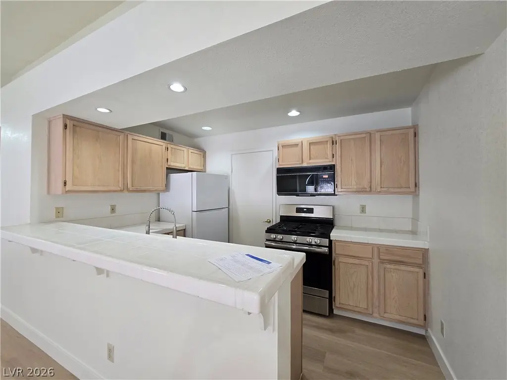 7570 West Flamingo Road 206