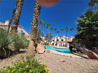 7570 West Flamingo Road 206 Pool