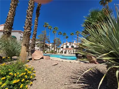 7570 West Flamingo Road 206 Pool