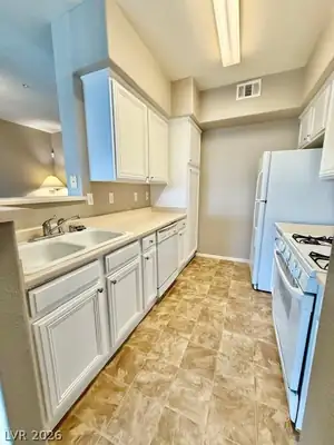 7155 South Durango Drive 306 Kitchen