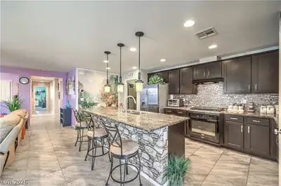 6221 Silver Bank Street Kitchen