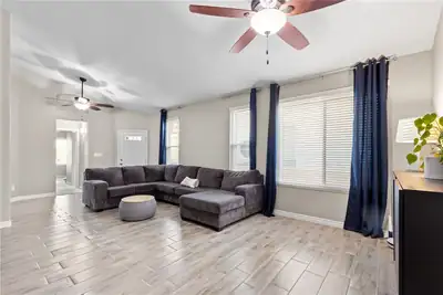 1715 Talon Avenue Living Room