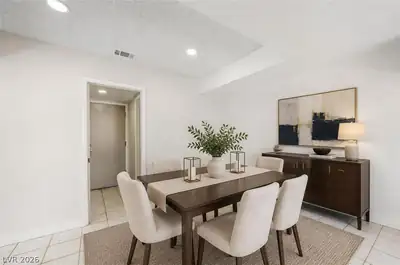 6733 Evanston Avenue Dining Area