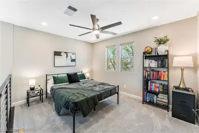 848 Riverlawn Place Bedroom