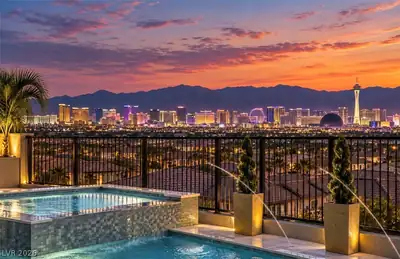 12415 Aster Hills Avenue View