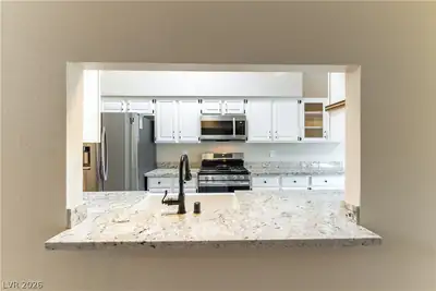 4908 Birch Bay Lane Kitchen