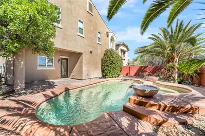 9372 Glendora Valley Street Pool