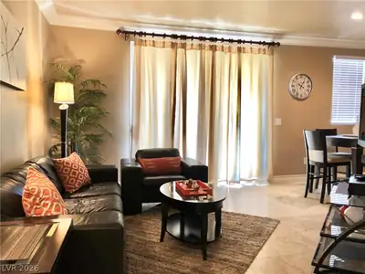 270 FLAMINGO Road 120 Living Room