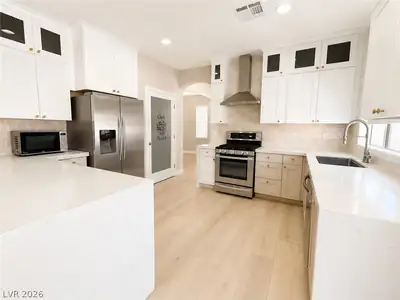 6023 Aster Crest Court Kitchen