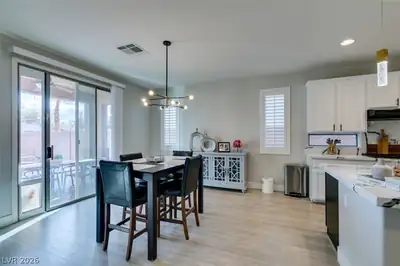 3829 Hawkeye Falls Avenue Dining Area