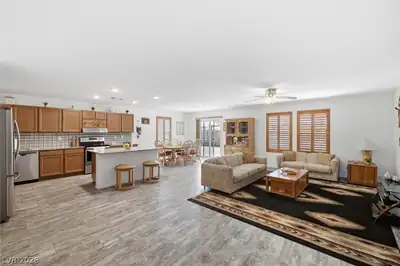3611 East Garfield Drive Living Room
