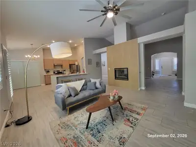 1813 Hill Canyon Lane Living Room
