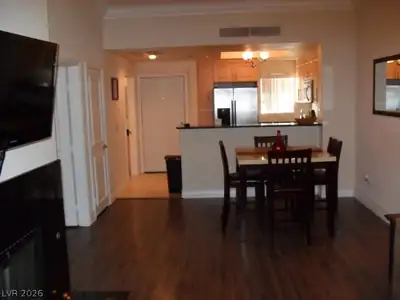 270 East FLAMINGO Road 435 Dining Room