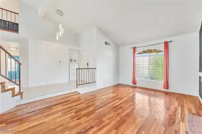 1402 Rim Fire Circle Living Room