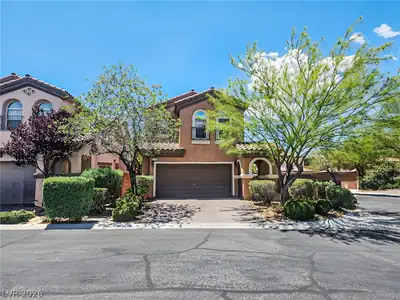11011 Cusak Close Street Las Vegas, NV 89179