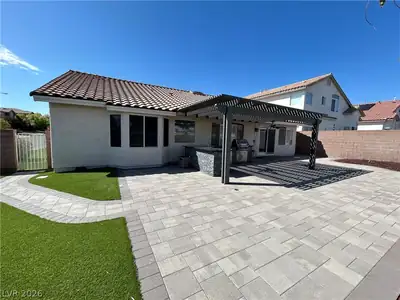 218 Black Eagle Avenue Patio