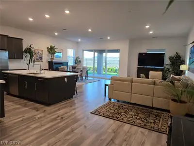 81 Reverie Heights Avenue Kitchen