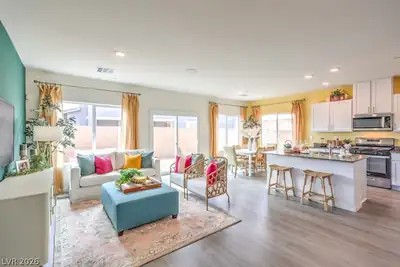 1075 Saffron Toucan Lane Living Room