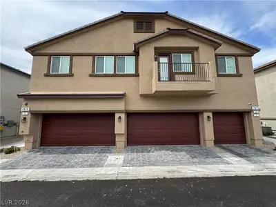 7975 Aurora Sky Street 3, North Las Vegas