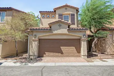 9315 Quiet Mist Court, Las Vegas