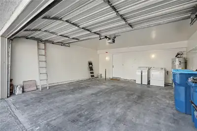 5549 Orchard Lane Garage